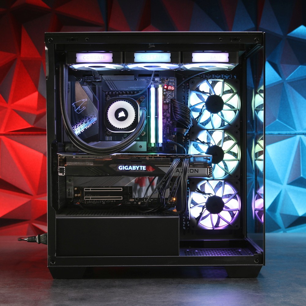 Custom PC Custom PC